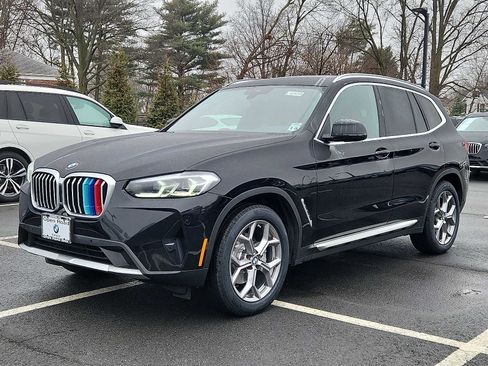 Certified 2024 BMW X3 xDrive30i w/ Convenience Package image 3