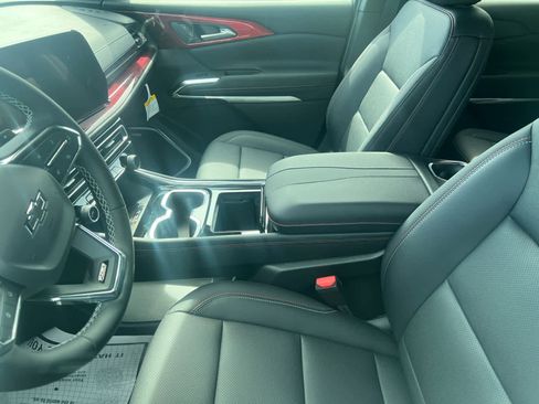 New 2026 Chevrolet Traverse Z71 w/ Enhanced Driving Package AWD/4WD image 8