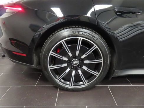 Used 2021 Porsche Taycan 4S image 15