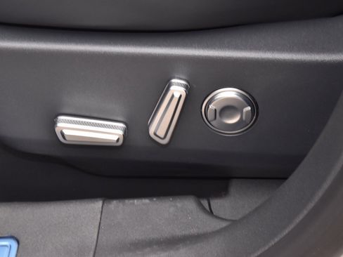 New 2026 Lincoln Nautilus Reserve w/ Jet Appearance Package image 45