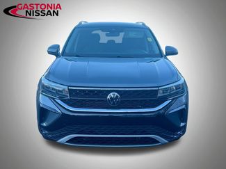 Used 2024 Volkswagen Taos SE video 2