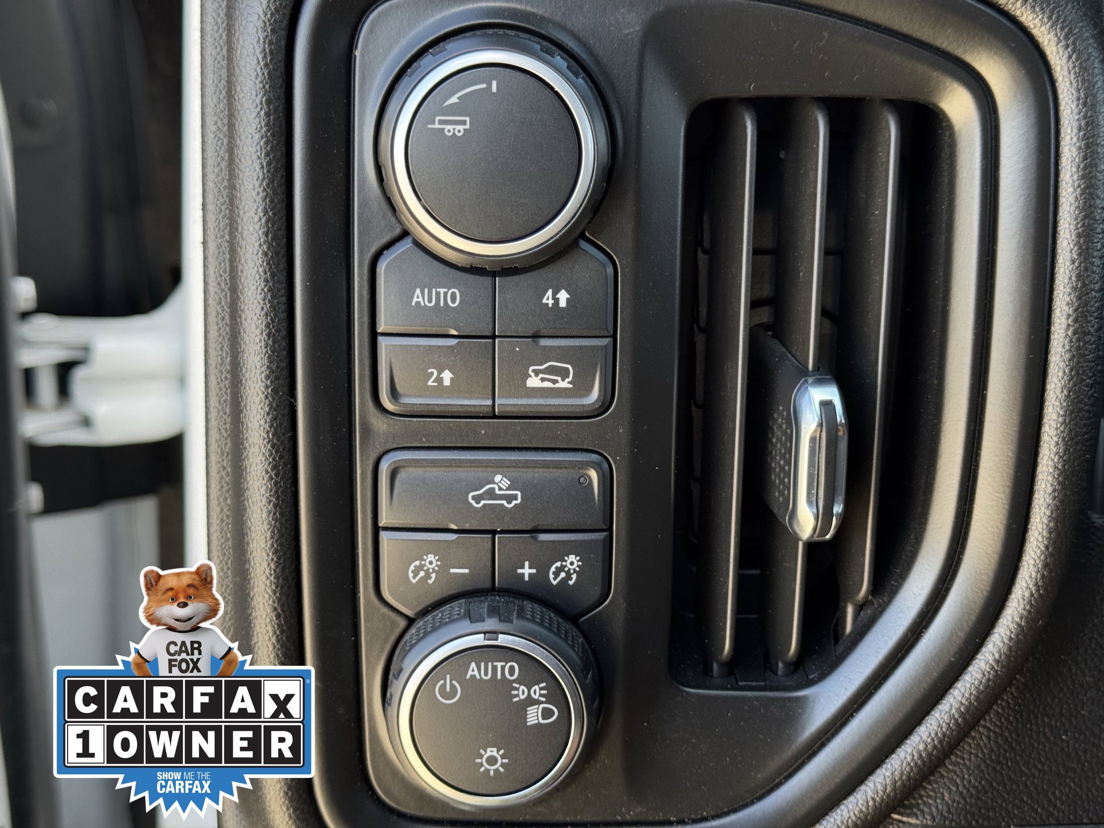 Used 2022 Chevrolet Silverado 1500 Custom AWD/4WD image 21