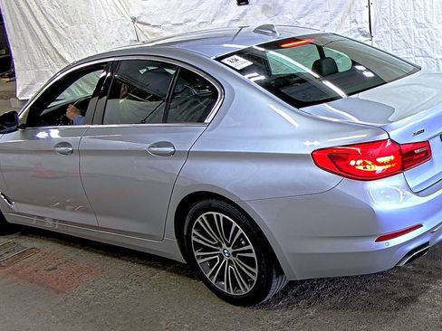 Used 2019 BMW 540i xDrive w/ Convenience Package AWD/4WD image 2