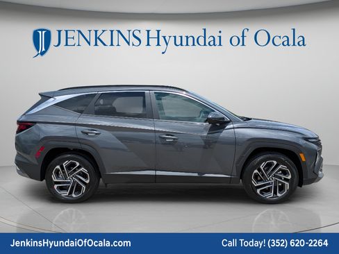 New 2026 Hyundai Tucson SEL Plus FWD image 2