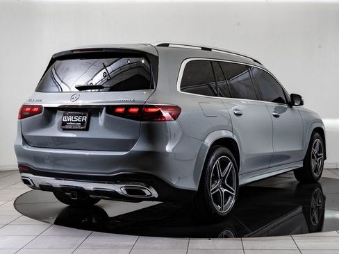 Certified 2024 Mercedes-Benz GLS 450 4MATIC image 10