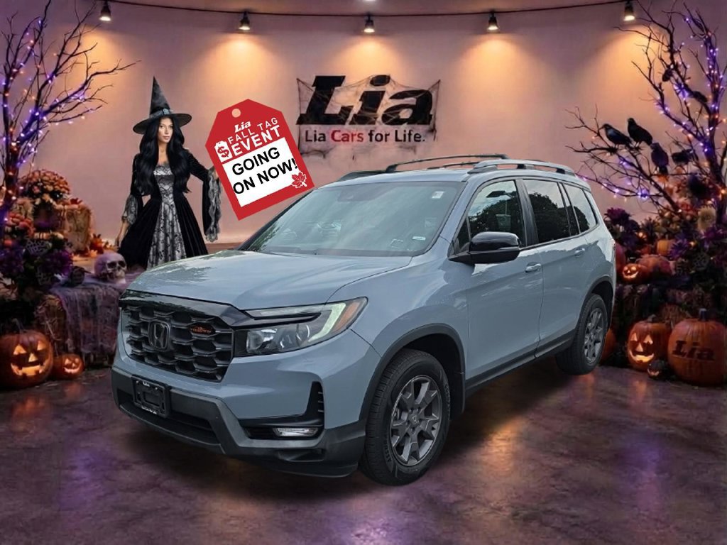 Used 2024 Honda Passport TrailSport image 3