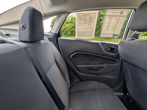 Used 2018 Ford Fiesta SE FWD image 26