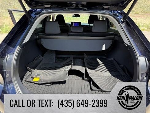 Used 2024 Toyota Venza LE AWD/4WD image 30