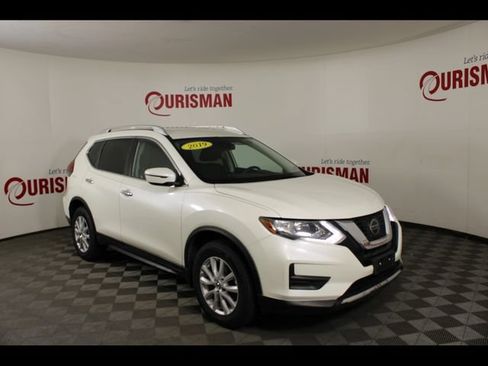 Used 2019 Nissan Rogue SV AWD/4WD image 11