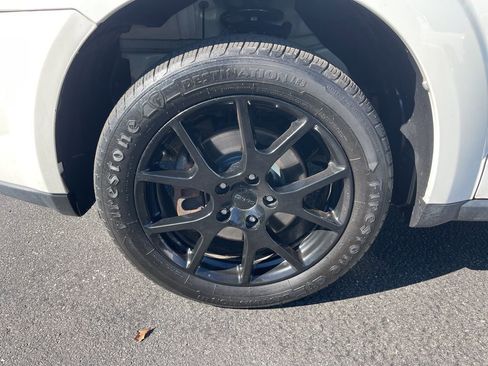 Used 2016 Dodge Journey R/T w/ Driver Convenience Group image 4