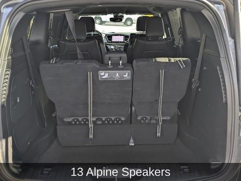 Used 2021 Chrysler Pacifica Touring-L w/ Uconnect Theater Family Group image 13