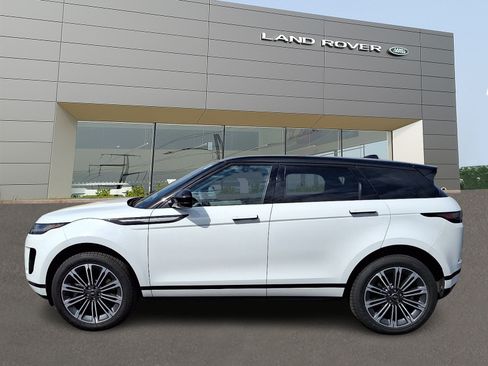 Used 2026 Land Rover Range Rover Evoque S AWD/4WD image 6