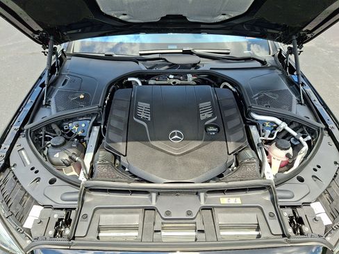 Certified 2024 Mercedes-Benz S 580 4MATIC Sedan image 27