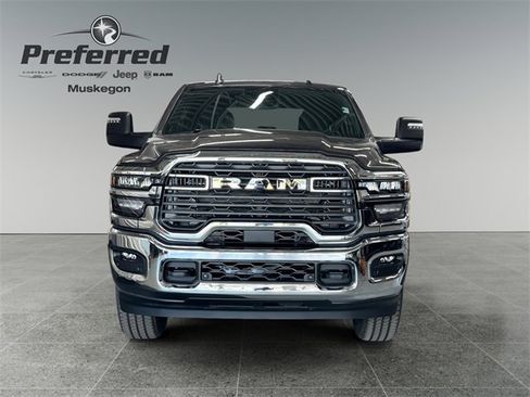 New 2025 RAM 2500 Big Horn image 4