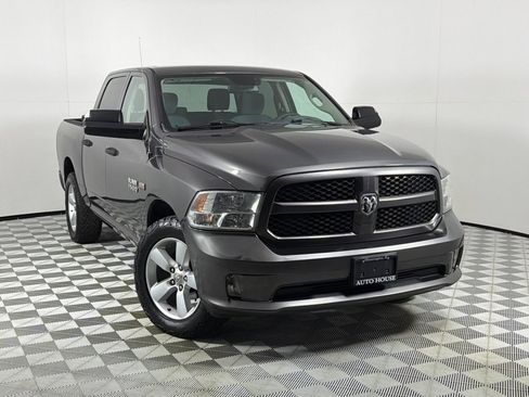 Used 2015 RAM 1500 Express RWD image 2