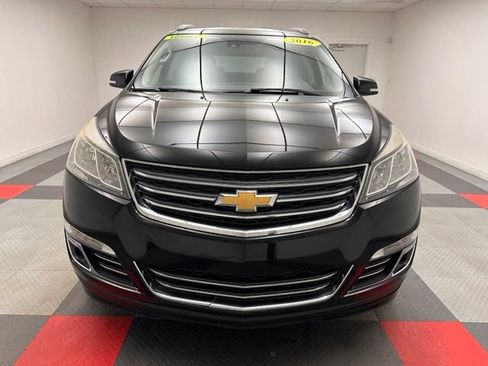 Used 2016 Chevrolet Traverse LTZ FWD image 2