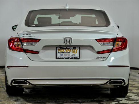 Used 2019 Honda Accord Sport image 7
