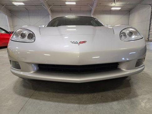 Used 2007 Chevrolet Corvette Coupe w/ Preferred Equipment Group image 38