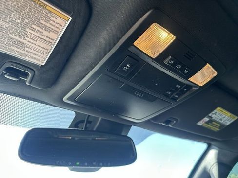 Used 2019 Toyota Tacoma TRD Sport image 13