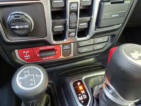 New 2026 Jeep Wrangler Willys AWD/4WD image 34