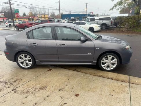 Used 2008 MAZDA MAZDA3 s Touring image 3