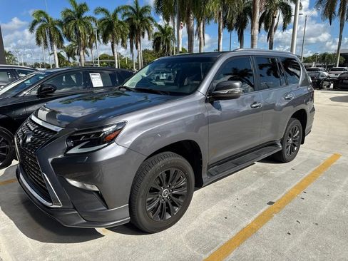 Used 2023 Lexus GX 460 Premium w/ Accessory Package AWD/4WD image 2