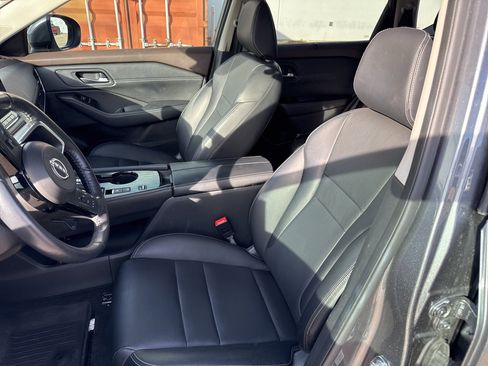 Certified 2023 Nissan Rogue SL w/ SL Premium Package image 9