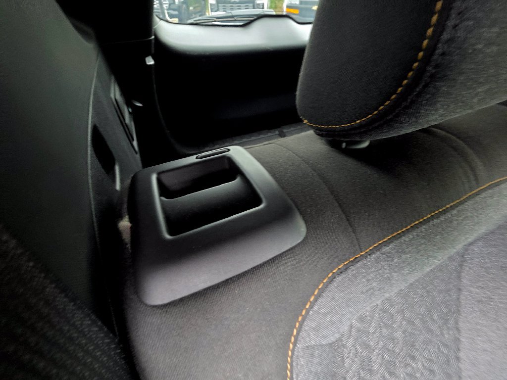 Used 2024 Chevrolet Equinox LT FWD image 45