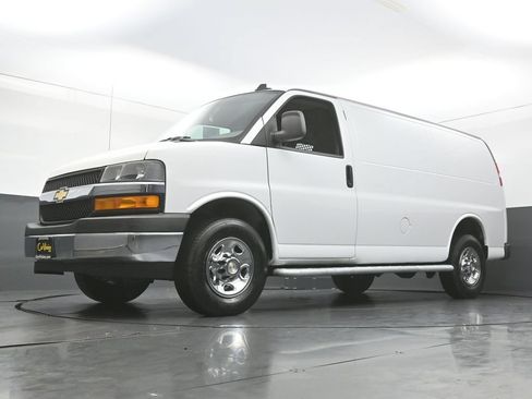 Used 2024 Chevrolet Express 2500 w/ Driver Convenience Package RWD image 44