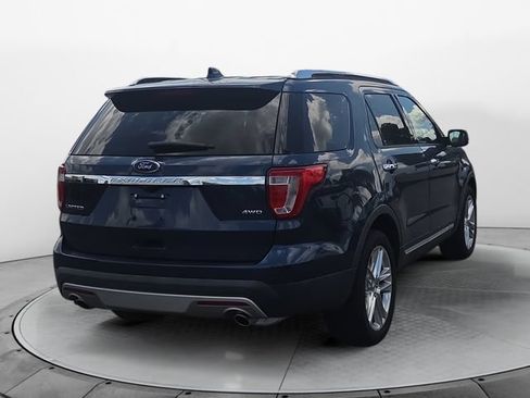 Used 2016 Ford Explorer Limited w/ Equipment Group 301A AWD/4WD image 5