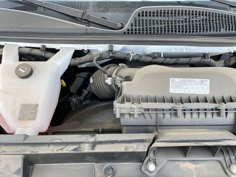 New 2025 GMC Savana 2500 Extended w/ Driver Convenience Package image 29