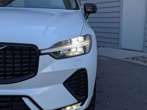Used 2025 Volvo XC60 B5 Ultra w/ Protection Package Premier image 9