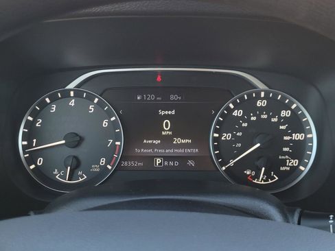 Used 2024 Nissan Frontier S w/ S Utility Package image 11