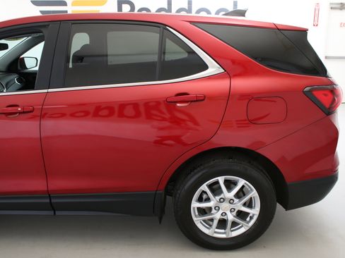 Used 2024 Chevrolet Equinox LT w/ LPO, Floor Liner Package AWD/4WD image 6