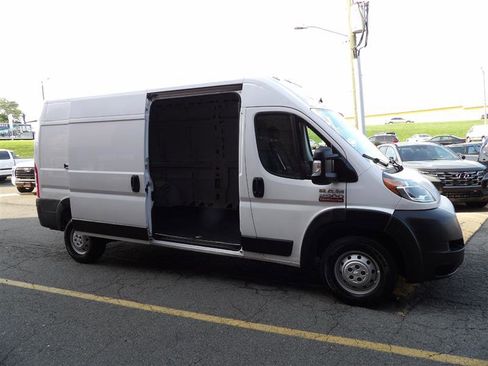 Used 2021 RAM ProMaster 2500 image 9