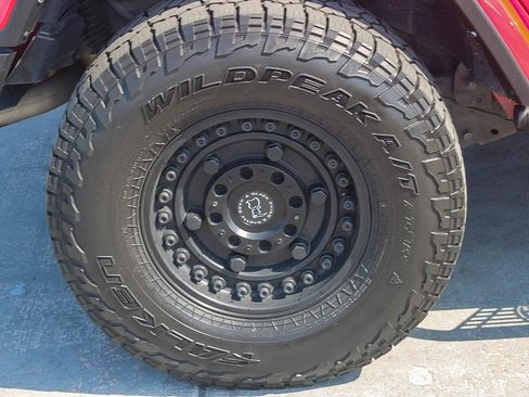 Used 2021 Jeep Wrangler Unlimited Rubicon AWD/4WD image 12