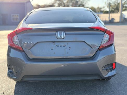 Used 2016 Honda Civic EX image 4