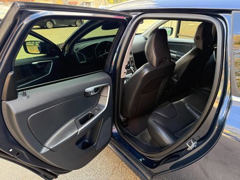 Used 2014 Volvo XC60 3.2 image 14