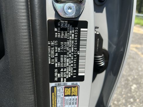 New 2026 Kia Sorento S w/ S Panoramic Sunroof Package FWD image 36