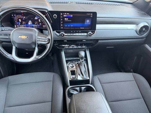 Used 2024 Chevrolet Colorado LT w/ LT Convenience Package AWD/4WD image 11