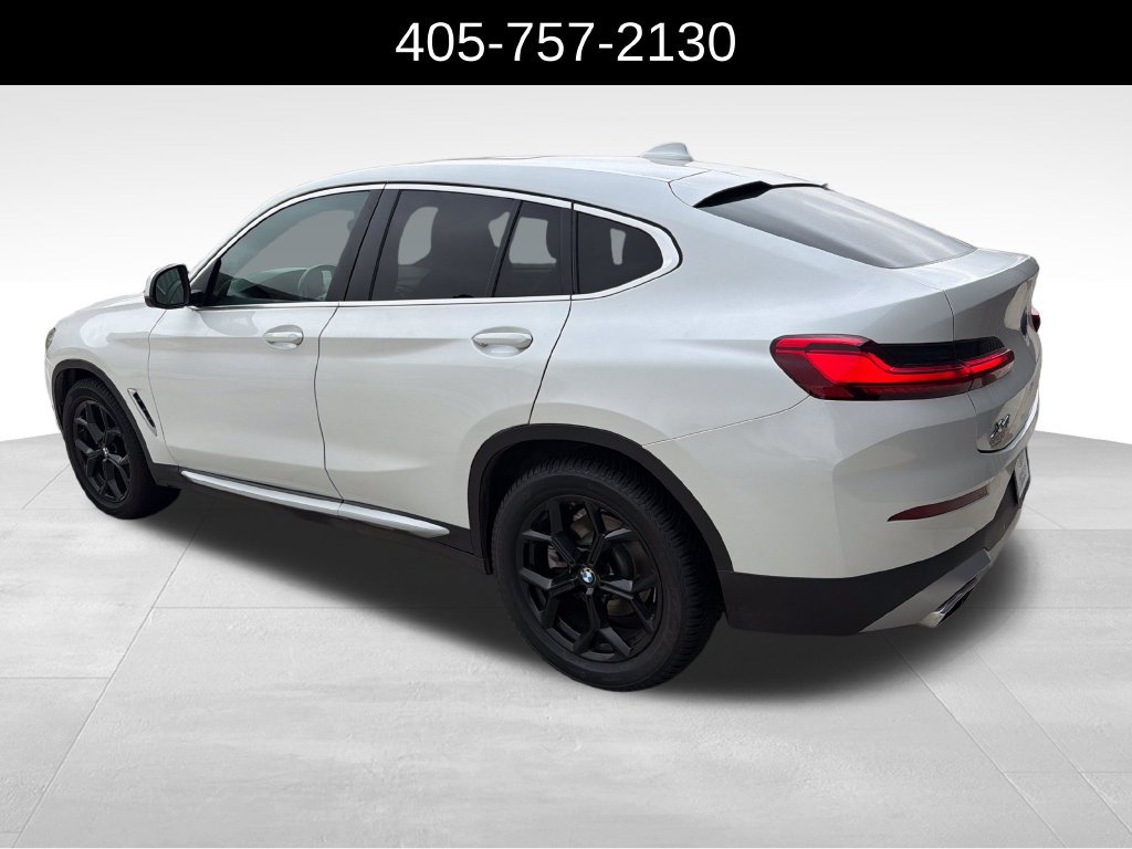 Used 2022 BMW X4 xDrive30i w/ Convenience Package AWD/4WD image 3