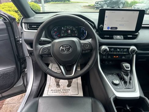 Used 2024 Toyota RAV4 XSE w/ Weather Package AWD/4WD image 28