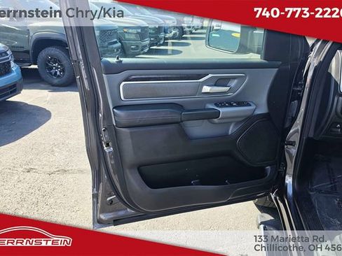 Used 2022 RAM 1500 Big Horn AWD/4WD image 6
