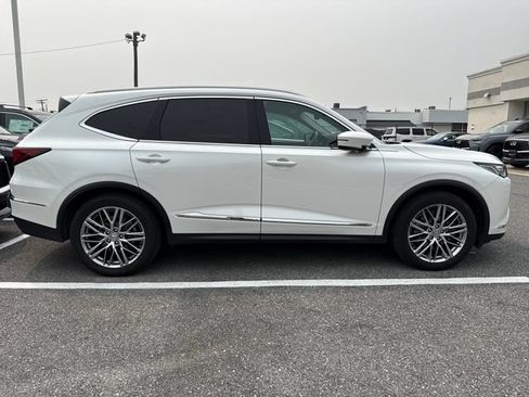 Used 2022 Acura MDX SH-AWD w/ Advance Package image 4