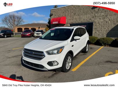 Used 2017 Ford Escape SE w/ SE Cold Weather Package
