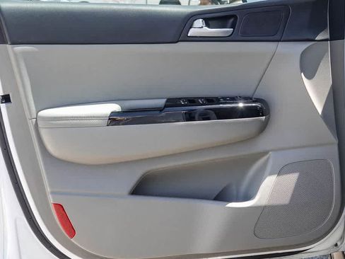 Used 2020 Kia Sportage EX FWD image 19