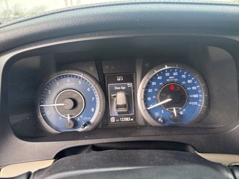 Used 2016 Toyota Sienna XLE image 14