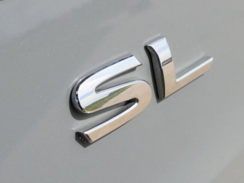 Used 2023 Nissan Rogue SL w/ SL Premium Package image 14