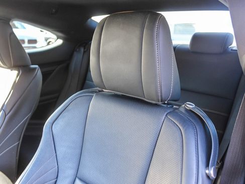 Used 2017 Lexus RC 200t image 16