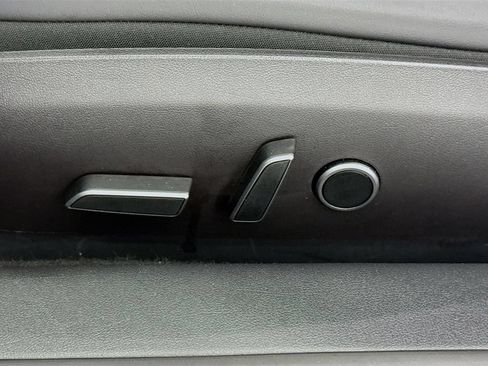 Used 2022 Tesla Model 3 Long Range AWD/4WD image 19